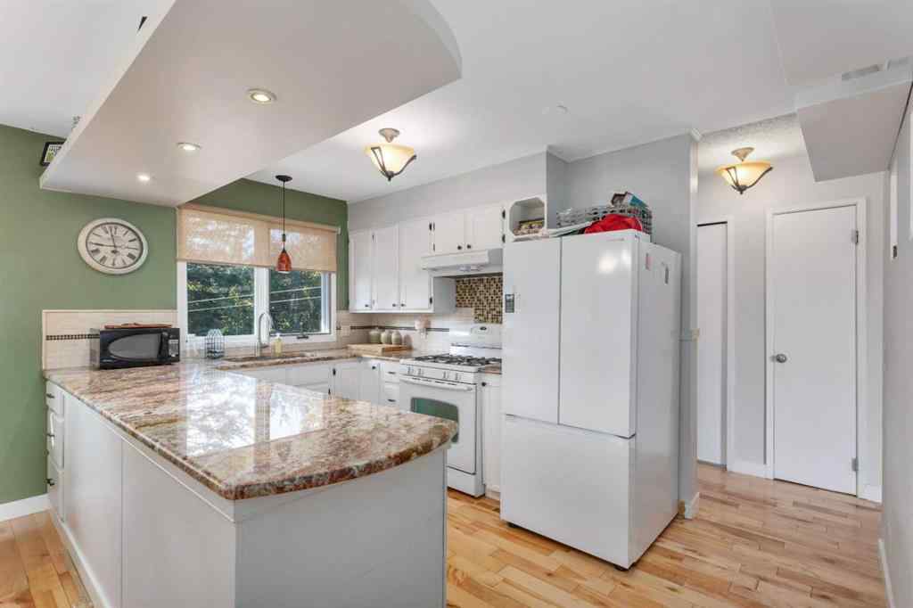 MLS® A2251856 - 404 3 Avenue SW in NONE Sundre, Residential