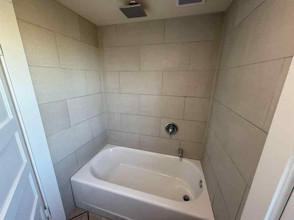 MLS® A2251859 - 32 2 Street W in NONE Arrowwood, Residential