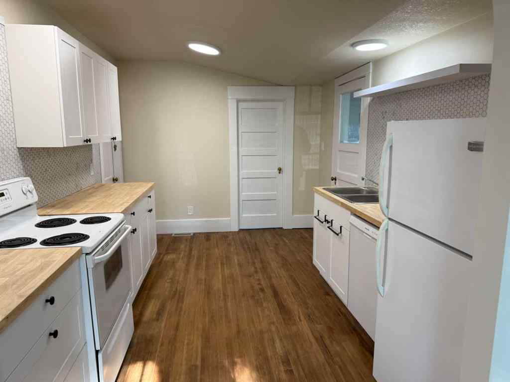 MLS® A2251859 - 32 2 Street W in NONE Arrowwood, Residential