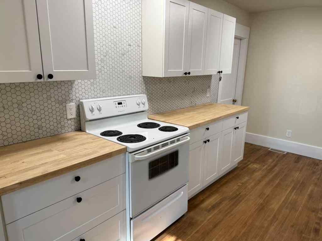 MLS® A2251859 - 32 2 Street W in NONE Arrowwood, Residential