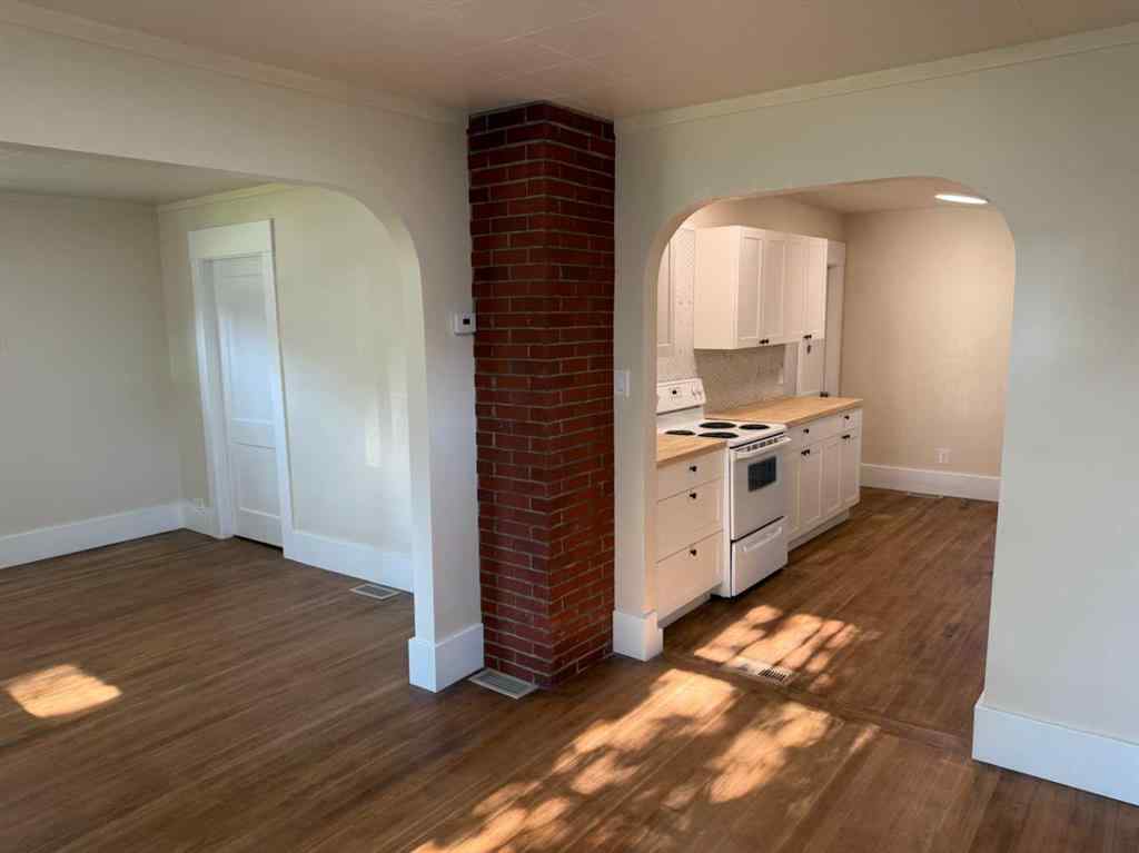 MLS® A2251859 - 32 2 Street W in NONE Arrowwood, Residential