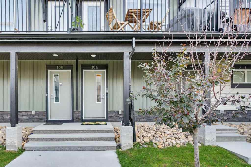 MLS® A2251861 - Unit #104 16 Evanscrest Park NW in Evanston Calgary, Residential