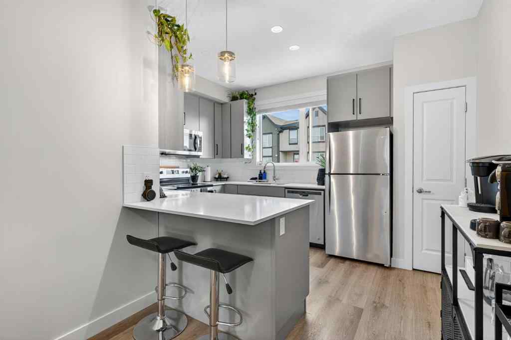 MLS® A2251861 - Unit #104 16 Evanscrest Park NW in Evanston Calgary, Residential