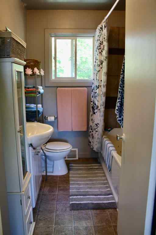MLS® A2251862 - 43537 SW35-43-28W/3   in NONE Marsden, Residential