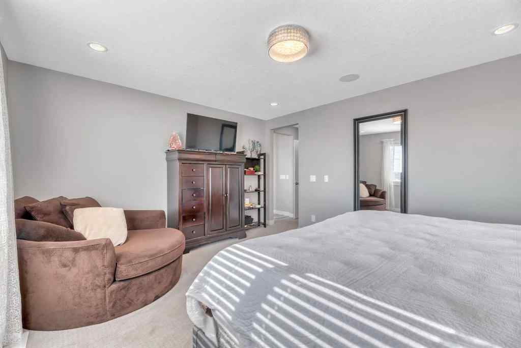 MLS® A2251863 - 21 Ranchers Crescent  in Air Ranch Okotoks, Residential