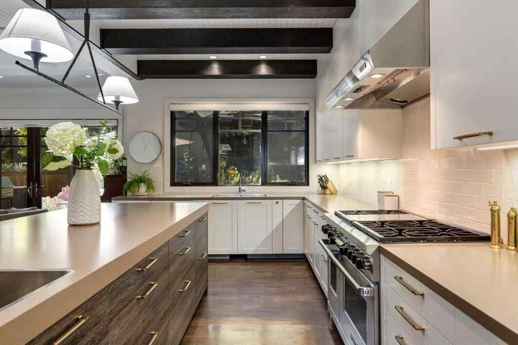 MLS® A2251864 - 4211 17 Street SW in Altadore Calgary, Residential