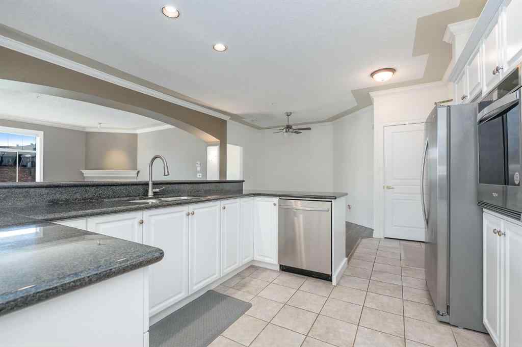MLS® A2251865 - Unit #401 60 24 Avenue SW in Erlton Calgary, Residential