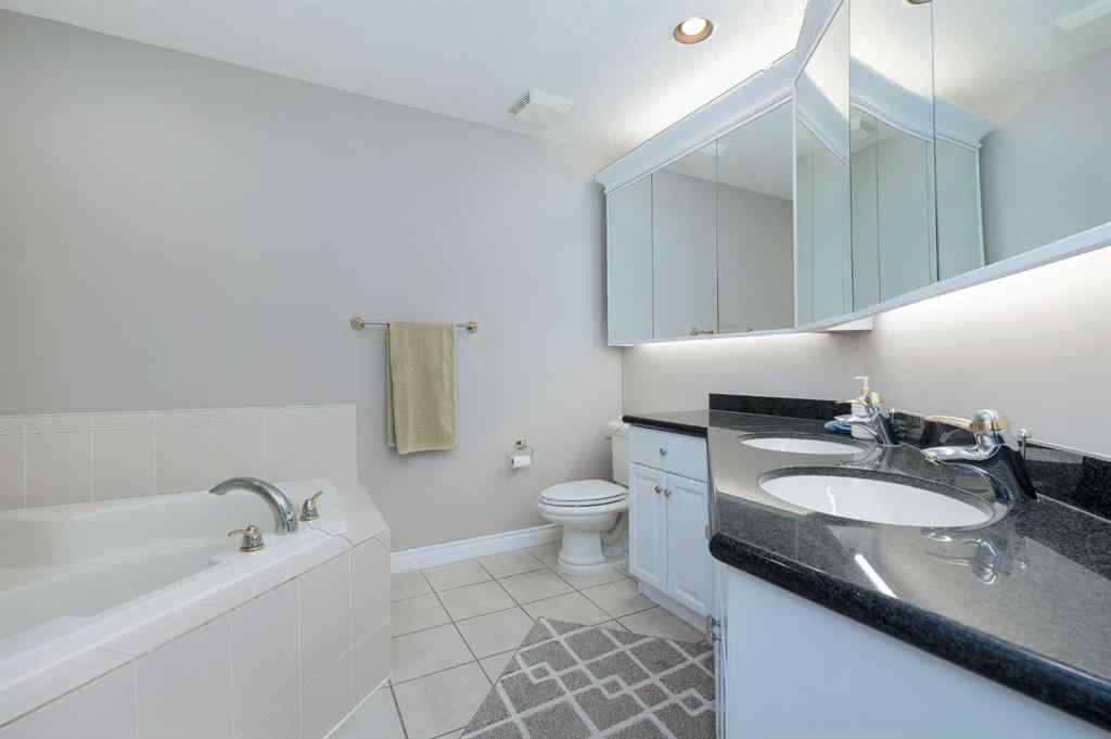 MLS® A2251865 - Unit #401 60 24 Avenue SW in Erlton Calgary, Residential