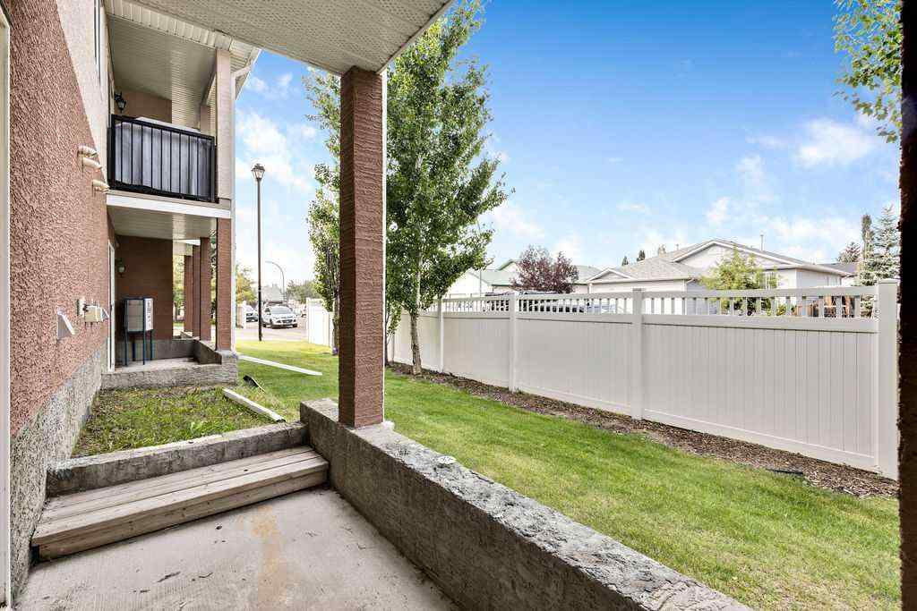 MLS® A2251870 - 131 Strathcona Circle  in Strathaven Strathmore, Residential
