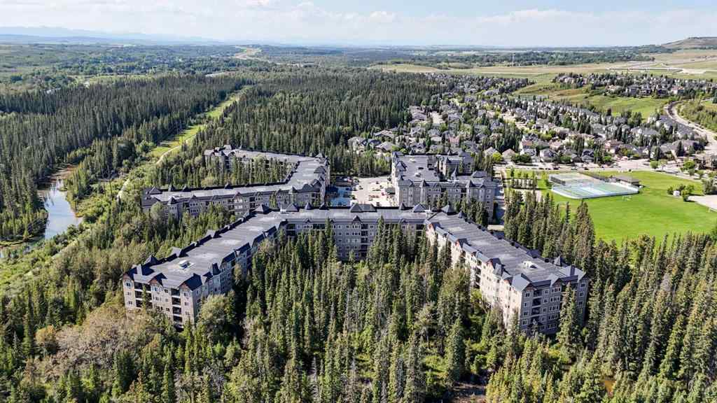 MLS® A2251871 - Unit #323 20 Discovery Ridge Close SW in Discovery Ridge Calgary, Residential