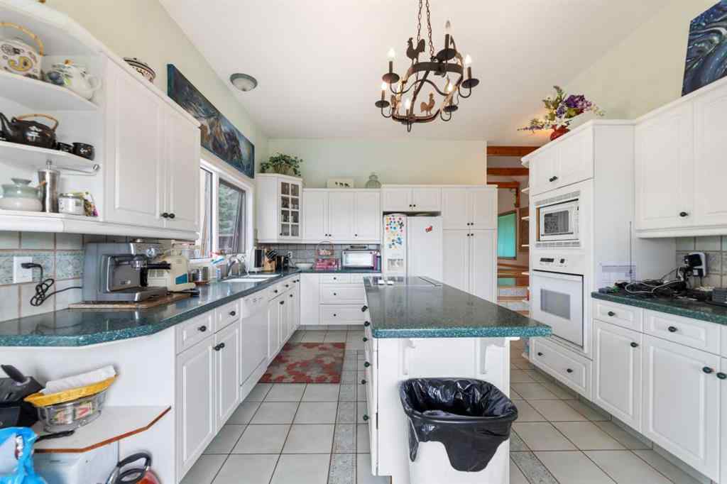 MLS® A2251872 - 11 Black Bear Lane  in Square Butte Rural Foothills County, Residential