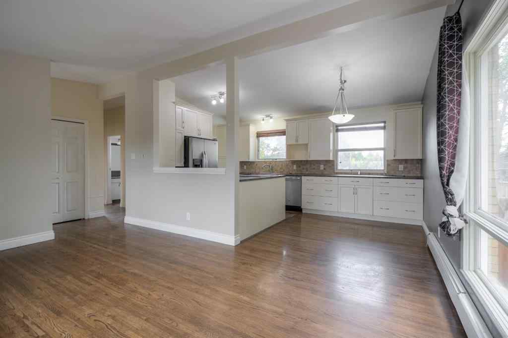 MLS® A2251874 - 1107 12 Avenue N in NONE Lethbridge, Residential
