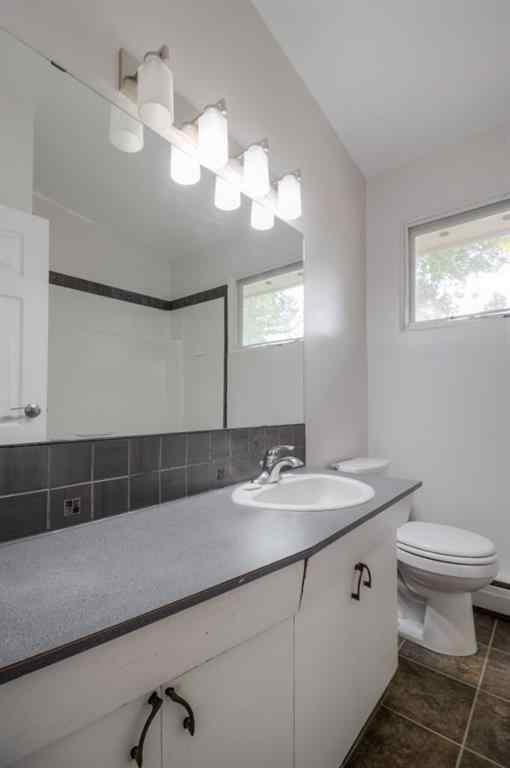 MLS® A2251874 - 1107 12 Avenue N in NONE Lethbridge, Residential