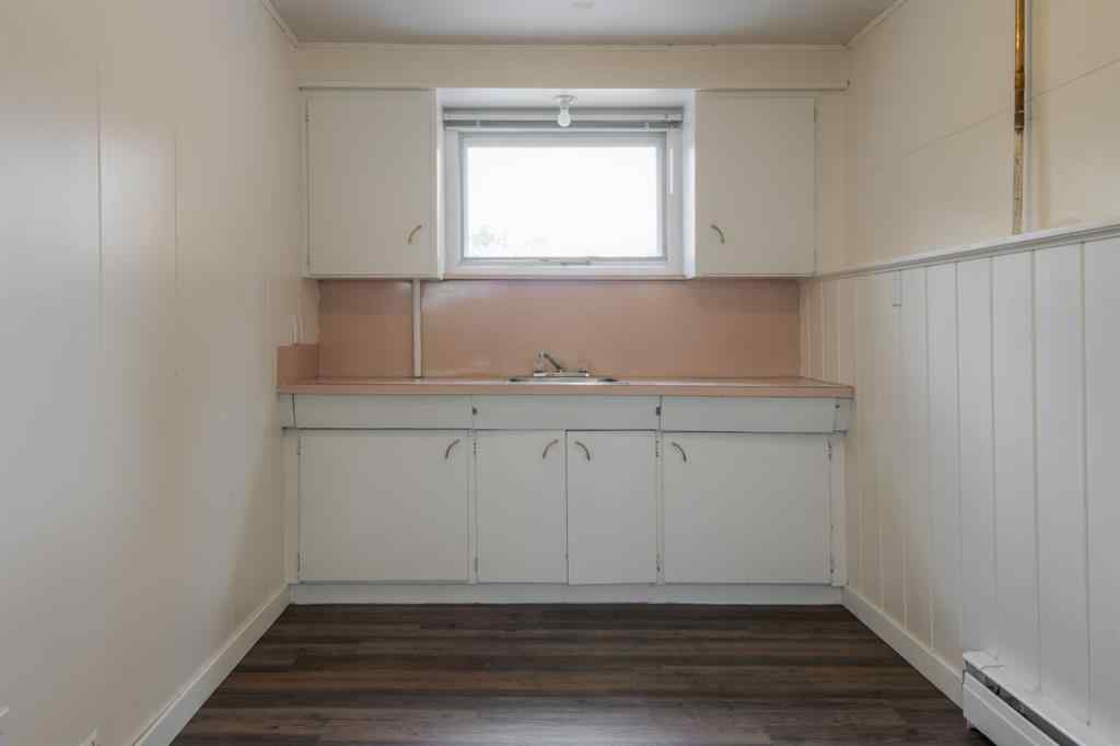MLS® A2251874 - 1107 12 Avenue N in NONE Lethbridge, Residential