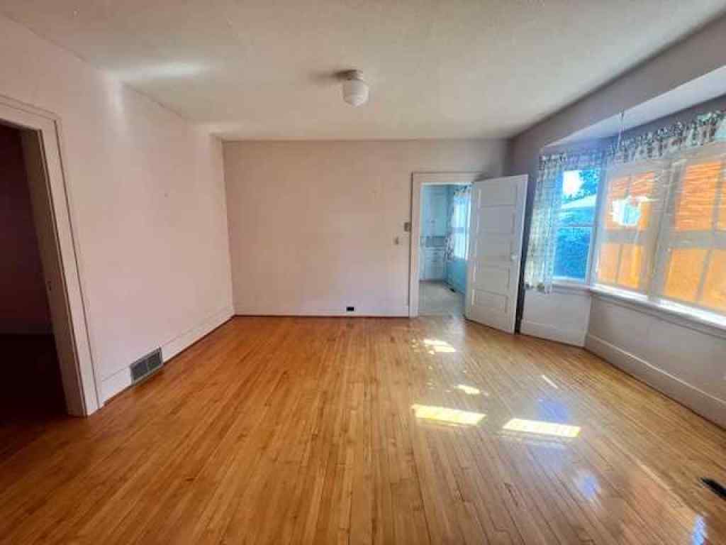 MLS® A2251878 - 4811 46 Avenue  in Forestburg Forestburg, Residential