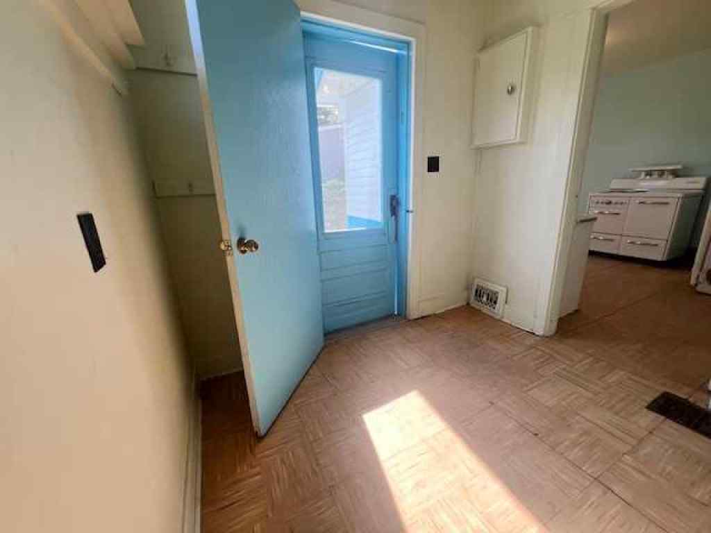 MLS® A2251878 - 4811 46 Avenue  in Forestburg Forestburg, Residential