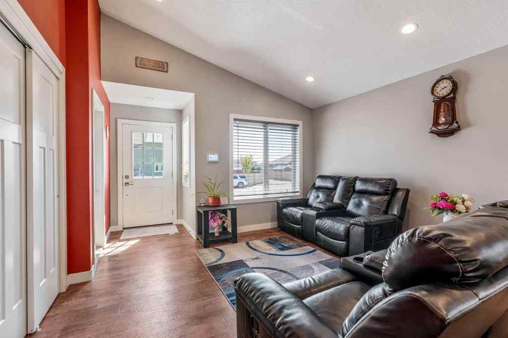 MLS® A2251881 - 263 Westview Crescent West   in NONE Bow Island, Residential