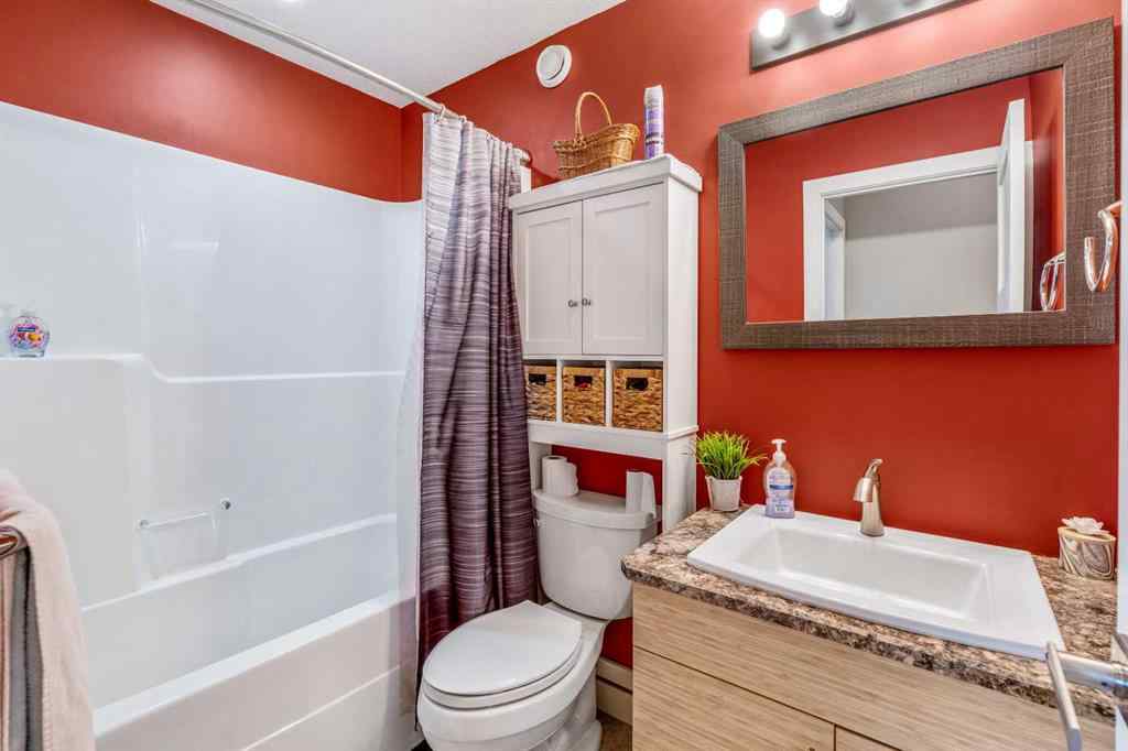 MLS® A2251881 - 263 Westview Crescent West   in NONE Bow Island, Residential