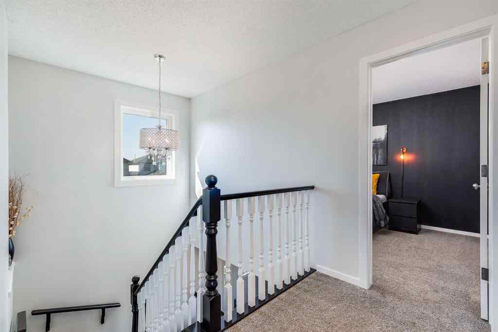 MLS® A2251886 - 522 Stonegate Road NW in Stonegate Airdrie, Residential