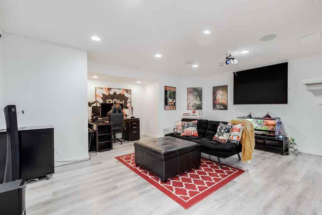 MLS® A2251886 - 522 Stonegate Road NW in Stonegate Airdrie, Residential