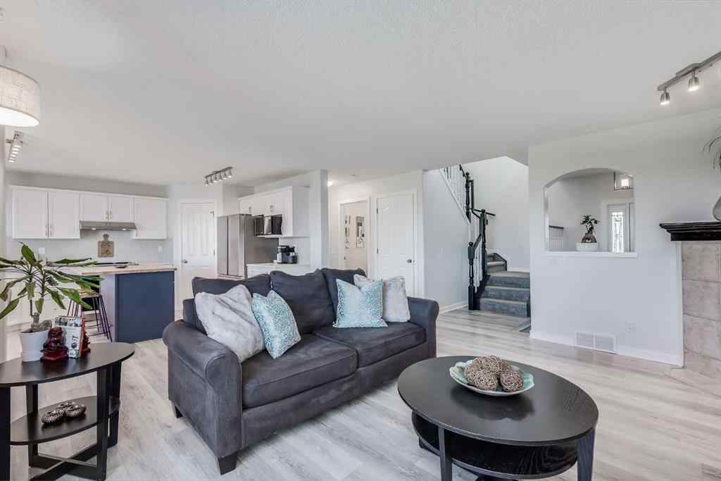 MLS® A2251886 - 522 Stonegate Road NW in Stonegate Airdrie, Residential