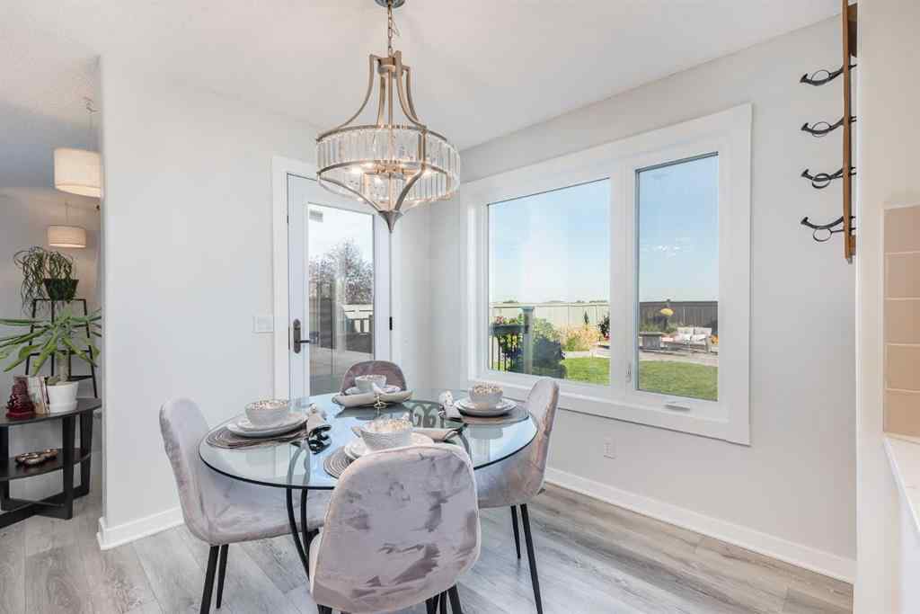 MLS® A2251886 - 522 Stonegate Road NW in Stonegate Airdrie, Residential