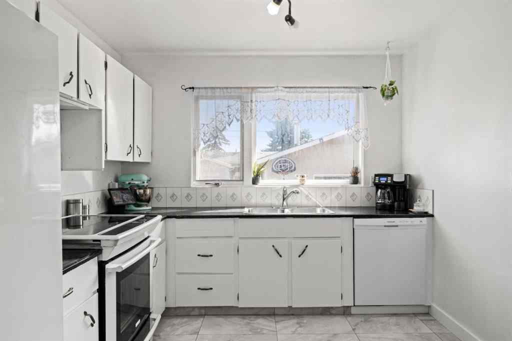 MLS® A2251892 - 102 Marbrooke Circle NE in Marlborough Calgary, Residential