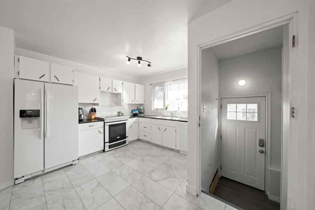 MLS® A2251892 - 102 Marbrooke Circle NE in Marlborough Calgary, Residential