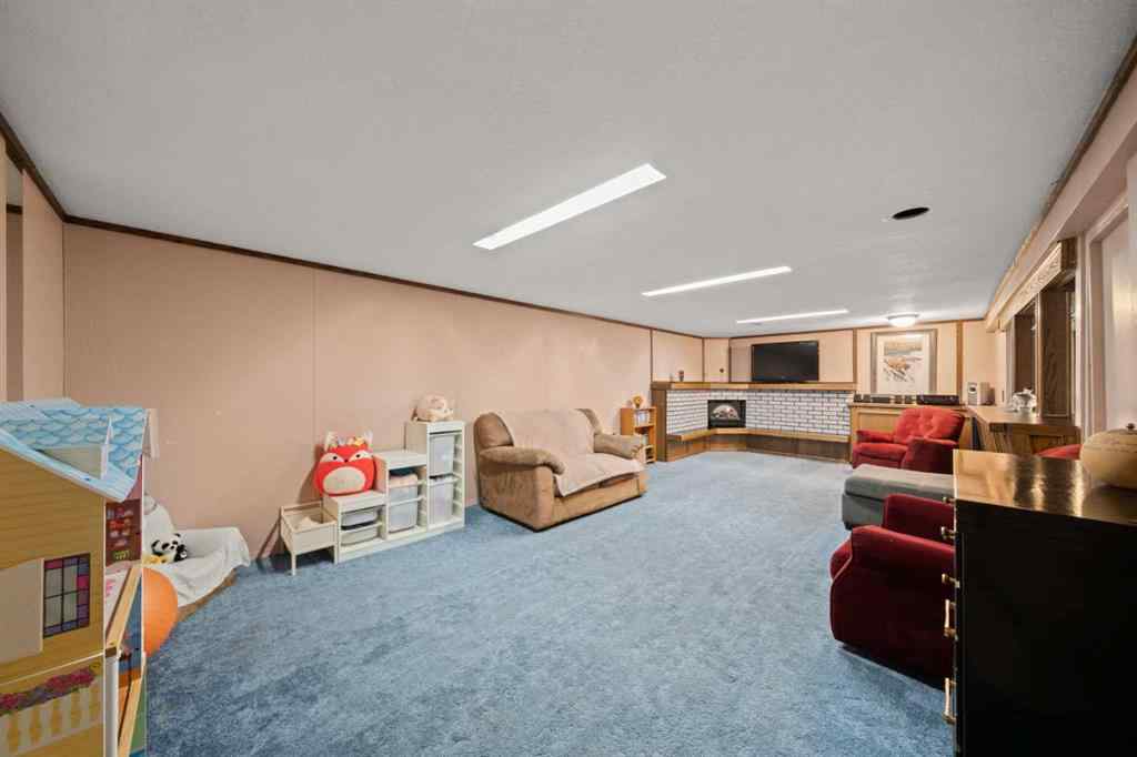 MLS® A2251892 - 102 Marbrooke Circle NE in Marlborough Calgary, Residential
