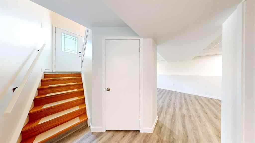 MLS® A2251893 - 976 Ross Glen Drive SE in Ross Glen Medicine Hat, Residential