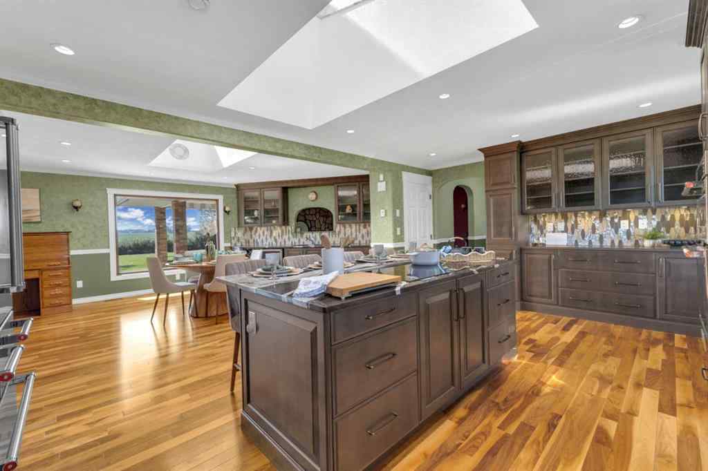 MLS® A2251895 - 39070 Range Road 281   in NONE Rural Red Deer County, Residential