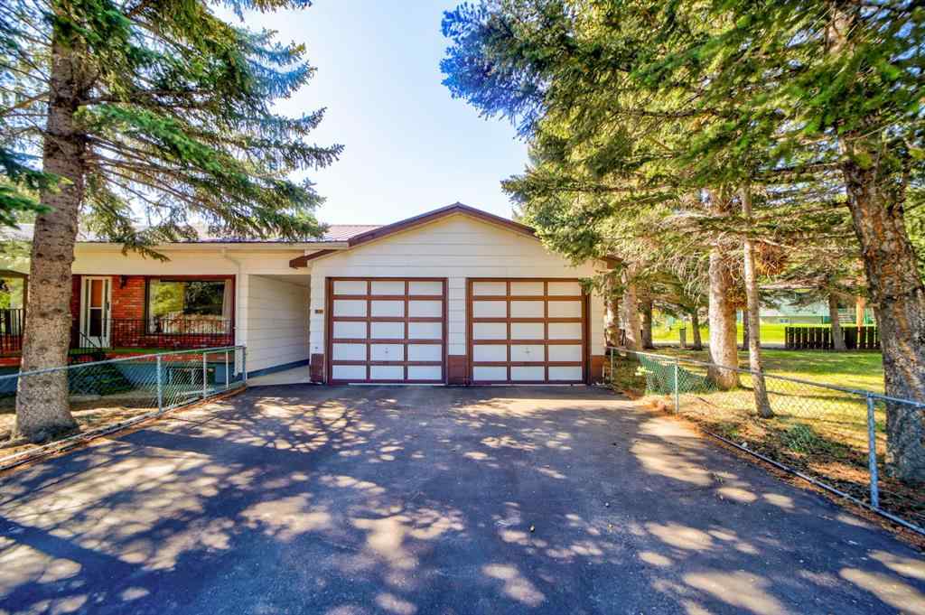 MLS® A2251898 - 901 230 Street  in NONE Hillcrest, Residential