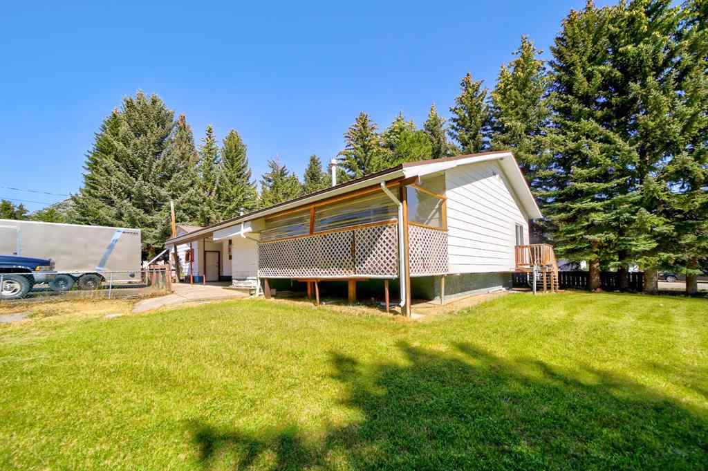 MLS® A2251898 - 901 230 Street  in NONE Hillcrest, Residential