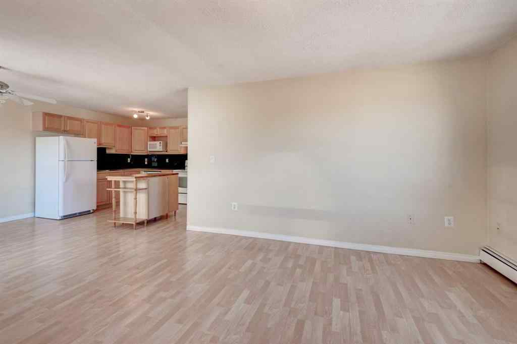 MLS® A2251901 - Unit #312 1528 11 Avenue SW in Sunalta Calgary, Residential