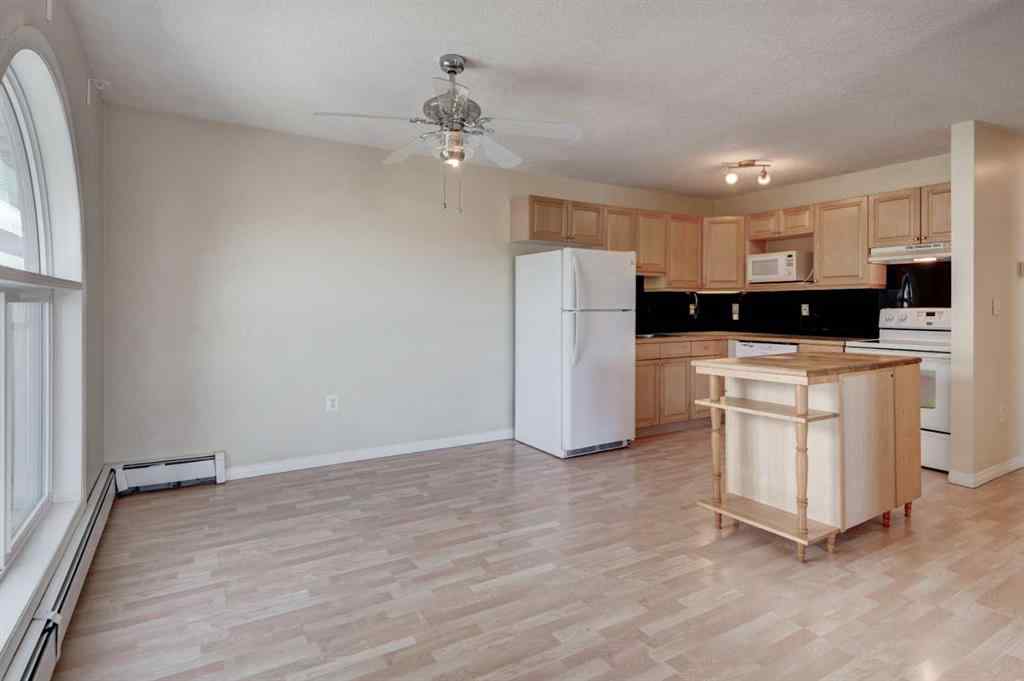 MLS® A2251901 - Unit #312 1528 11 Avenue SW in Sunalta Calgary, Residential