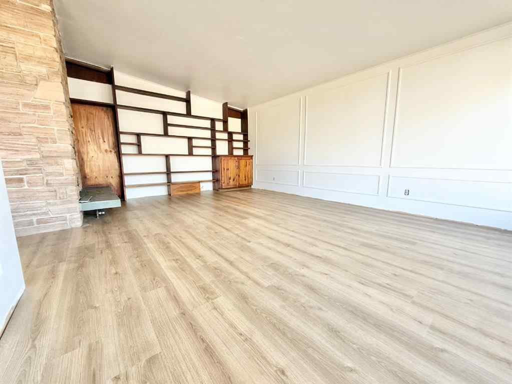 MLS® A2251905 - 15 Laurel Place W in West End Brooks, Residential