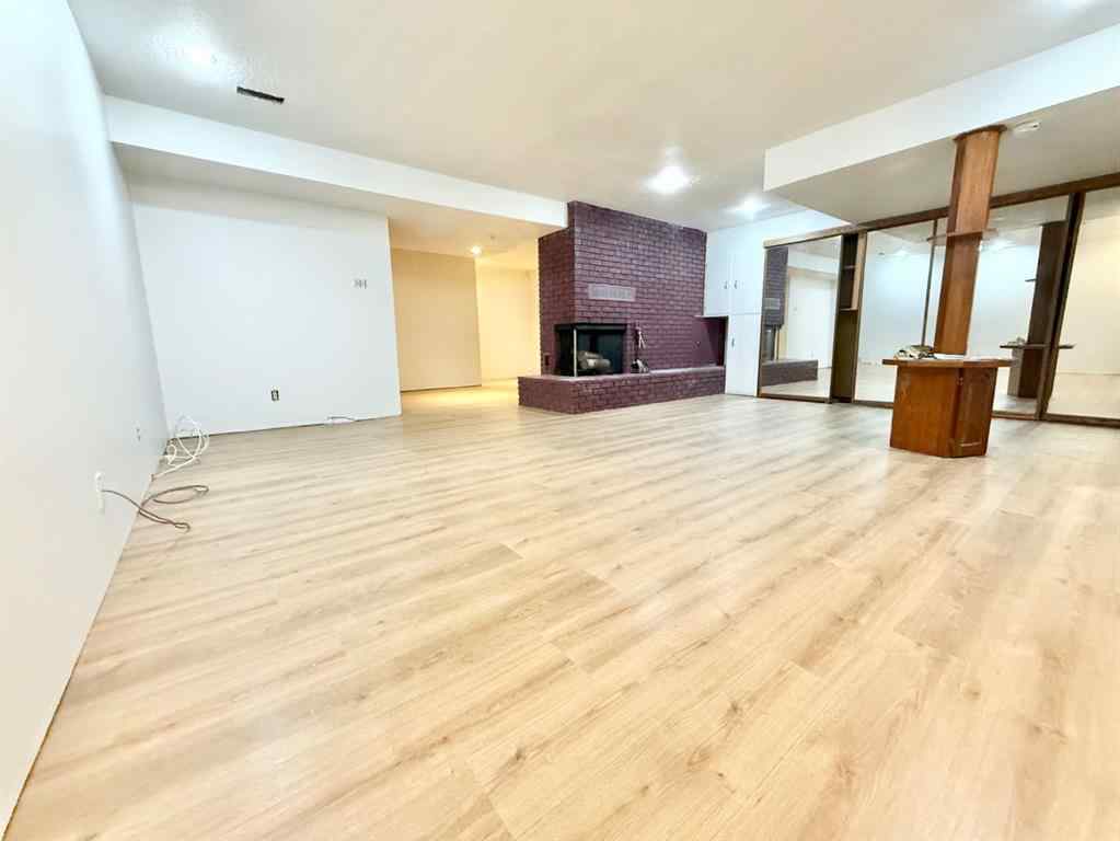 MLS® A2251905 - 15 Laurel Place W in West End Brooks, Residential