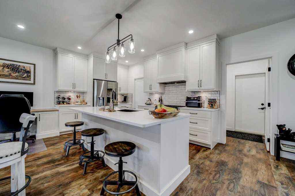 MLS® A2251906 - 1 Prairie Gold Place  in NONE Taber, Residential