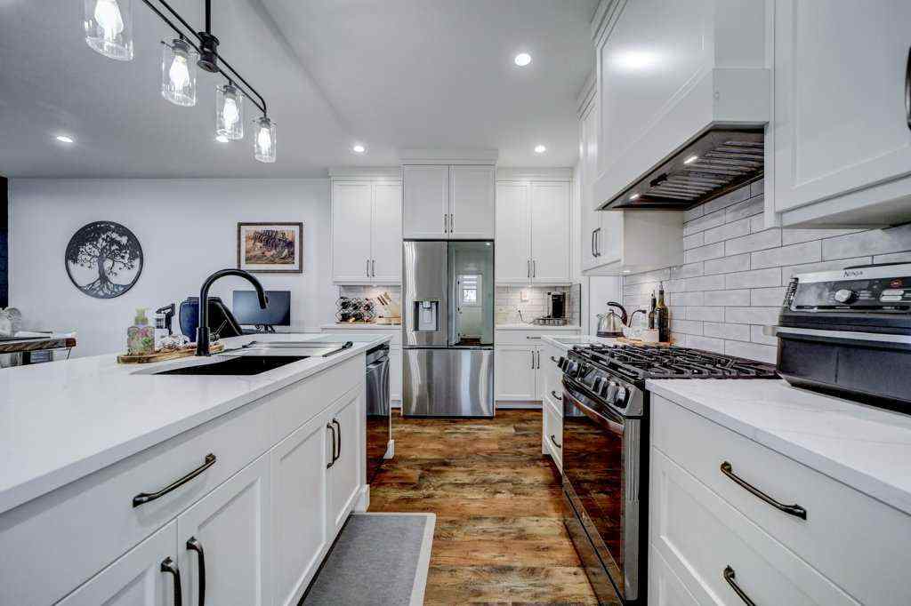 MLS® A2251906 - 1 Prairie Gold Place  in NONE Taber, Residential
