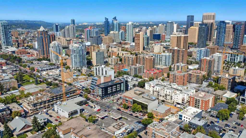 MLS® A2251907 - Unit #202 527 15 Avenue SW in Beltline Calgary, Residential