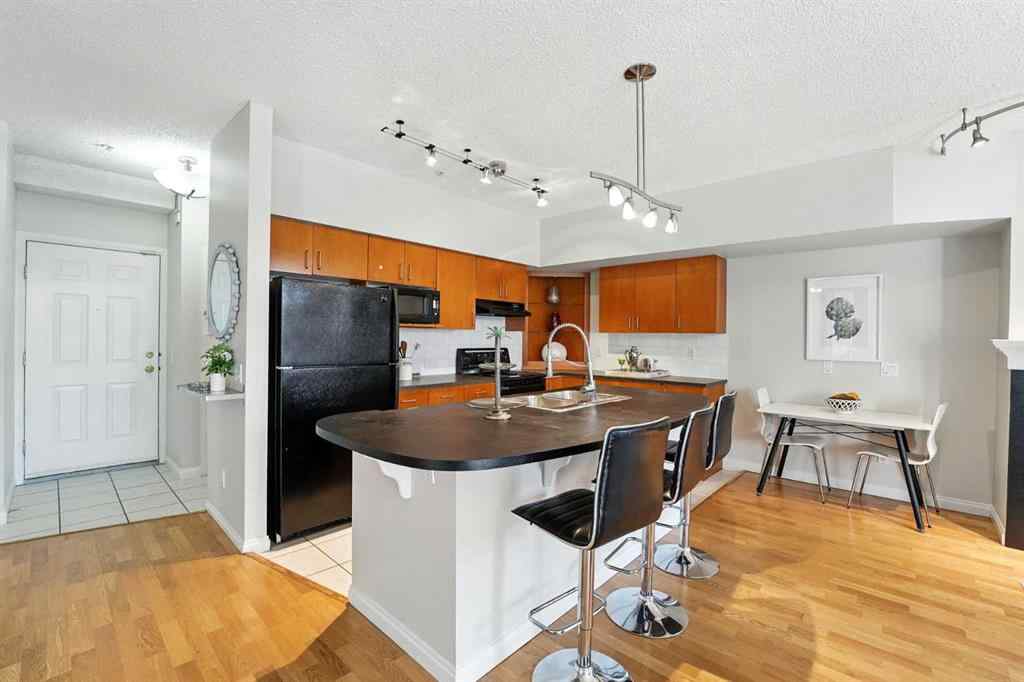 MLS® A2251907 - Unit #202 527 15 Avenue SW in Beltline Calgary, Residential