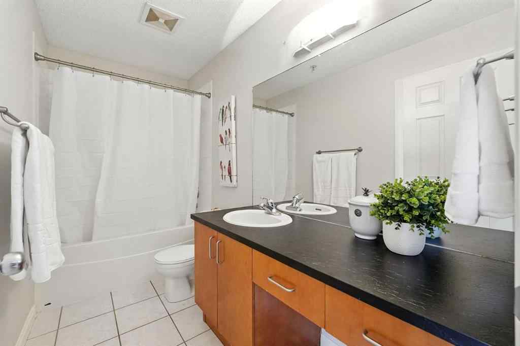 MLS® A2251907 - Unit #202 527 15 Avenue SW in Beltline Calgary, Residential