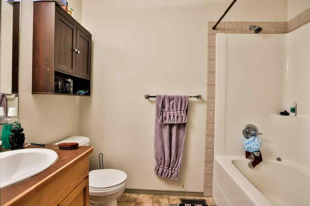 MLS® A2251911 - 368 Grizzly Crescent N in Uplands Lethbridge, Residential