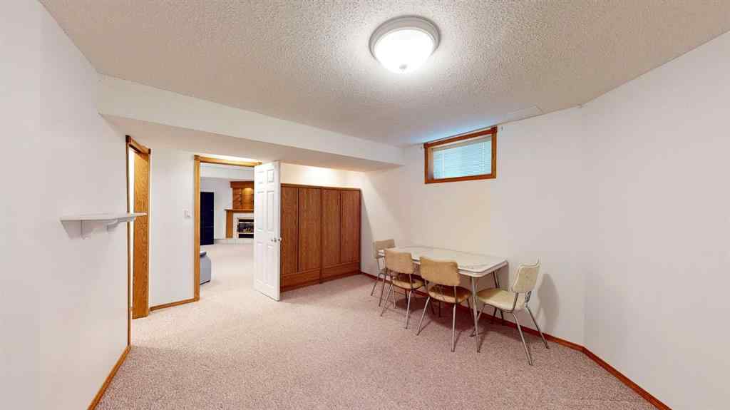 MLS® A2251914 - 376 20 Street NE in Northeast Crescent Heights Medicine Hat, Residential