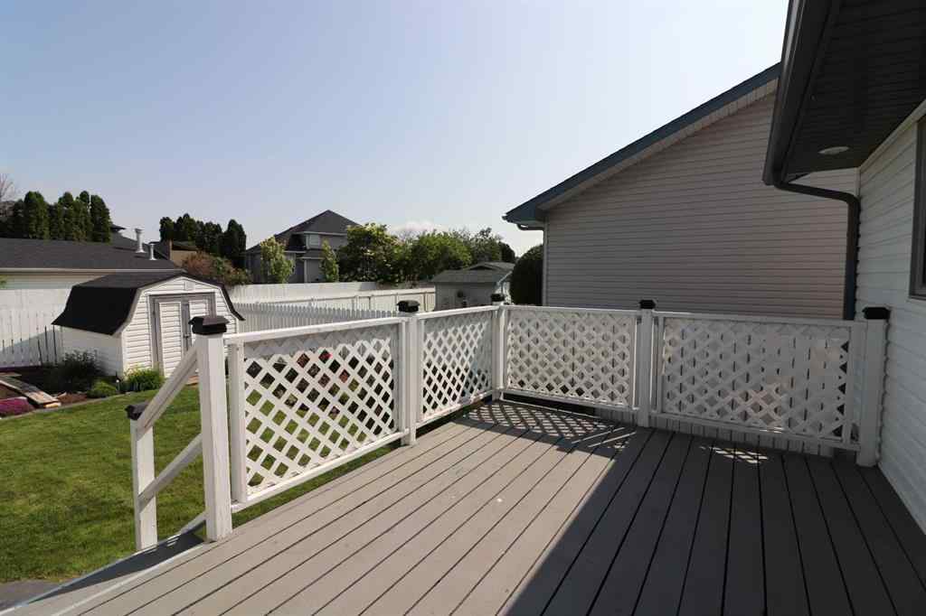 MLS® A2251914 - 376 20 Street NE in Northeast Crescent Heights Medicine Hat, Residential