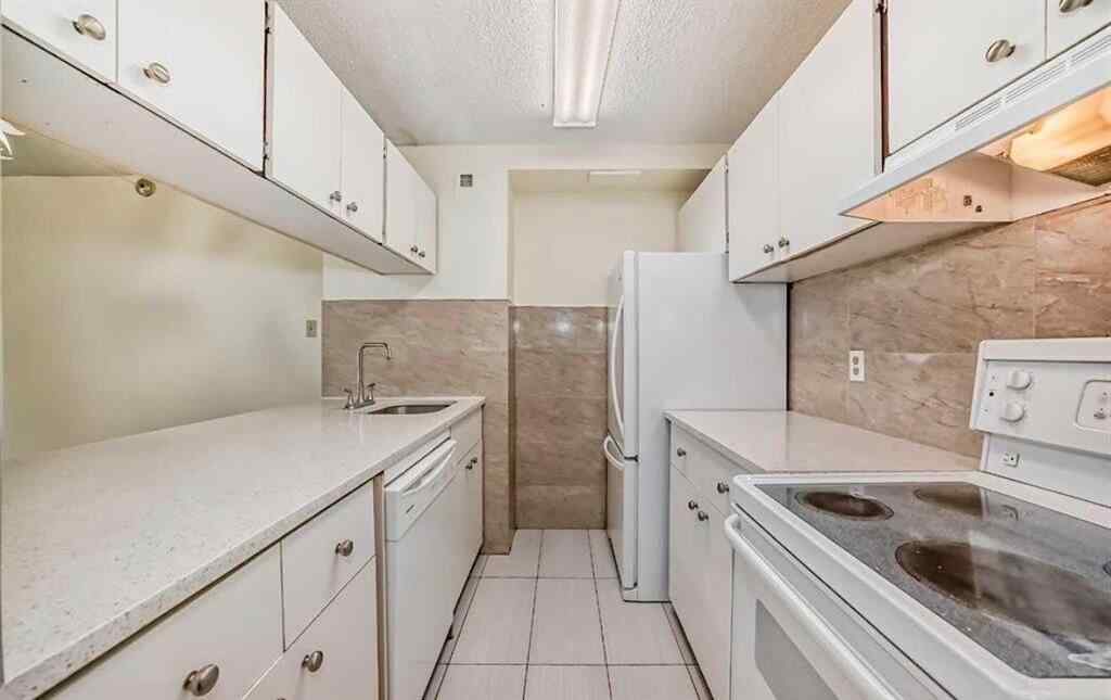 MLS® A2251923 - Unit #1101 221 6 Avenue SE in Downtown Commercial Core Calgary, Residential