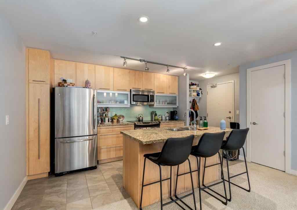 MLS® A2251926 - Unit #204 215 13 Avenue SW in Beltline Calgary, Residential
