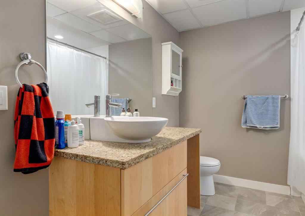 MLS® A2251926 - Unit #204 215 13 Avenue SW in Beltline Calgary, Residential