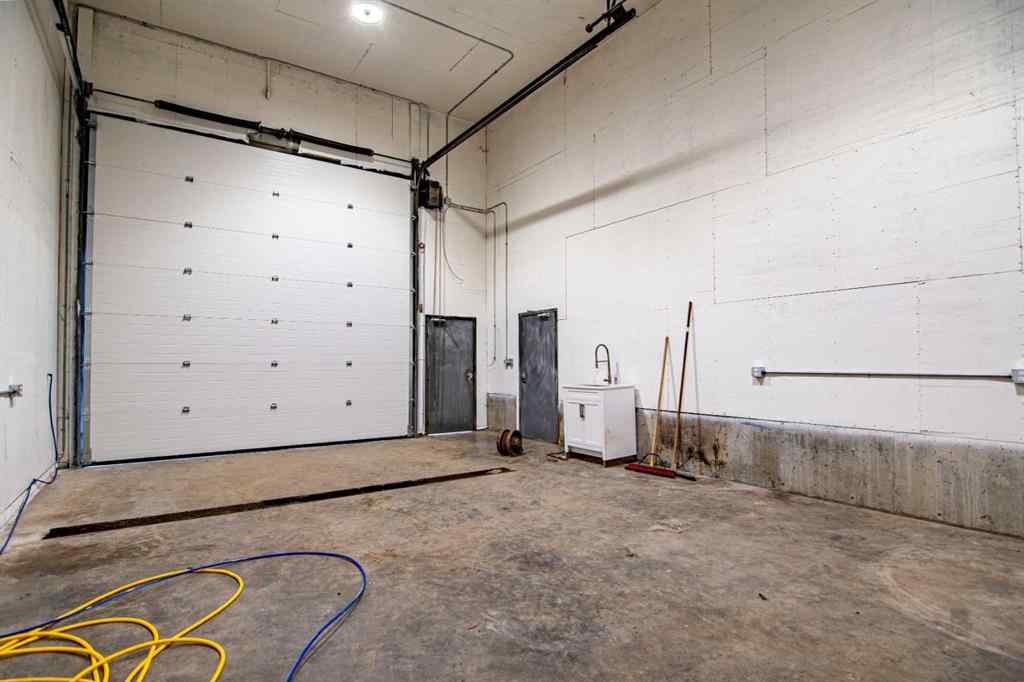 MLS® A2251928 - 20076 Township Road 370   in NONE Rural Stettler No. 6, County of, Agri-Business