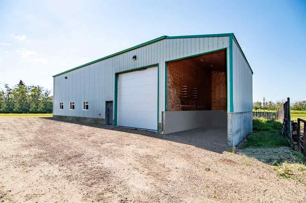 MLS® A2251928 - 20076 Township Road 370   in NONE Rural Stettler No. 6, County of, Agri-Business